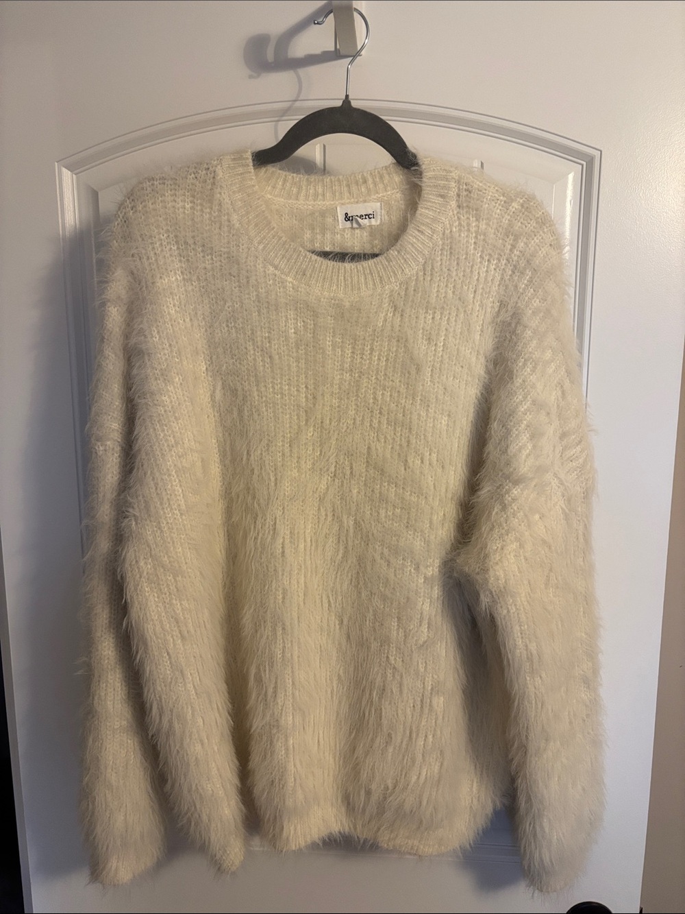 &merci Fuzzy Crewneck Sweater in Cream Size Small Like New
